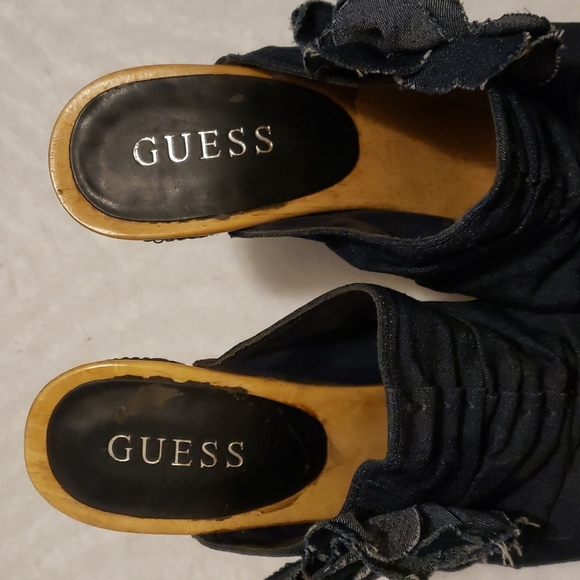 Guess heels 6 1/2 - Picture 4 of 5